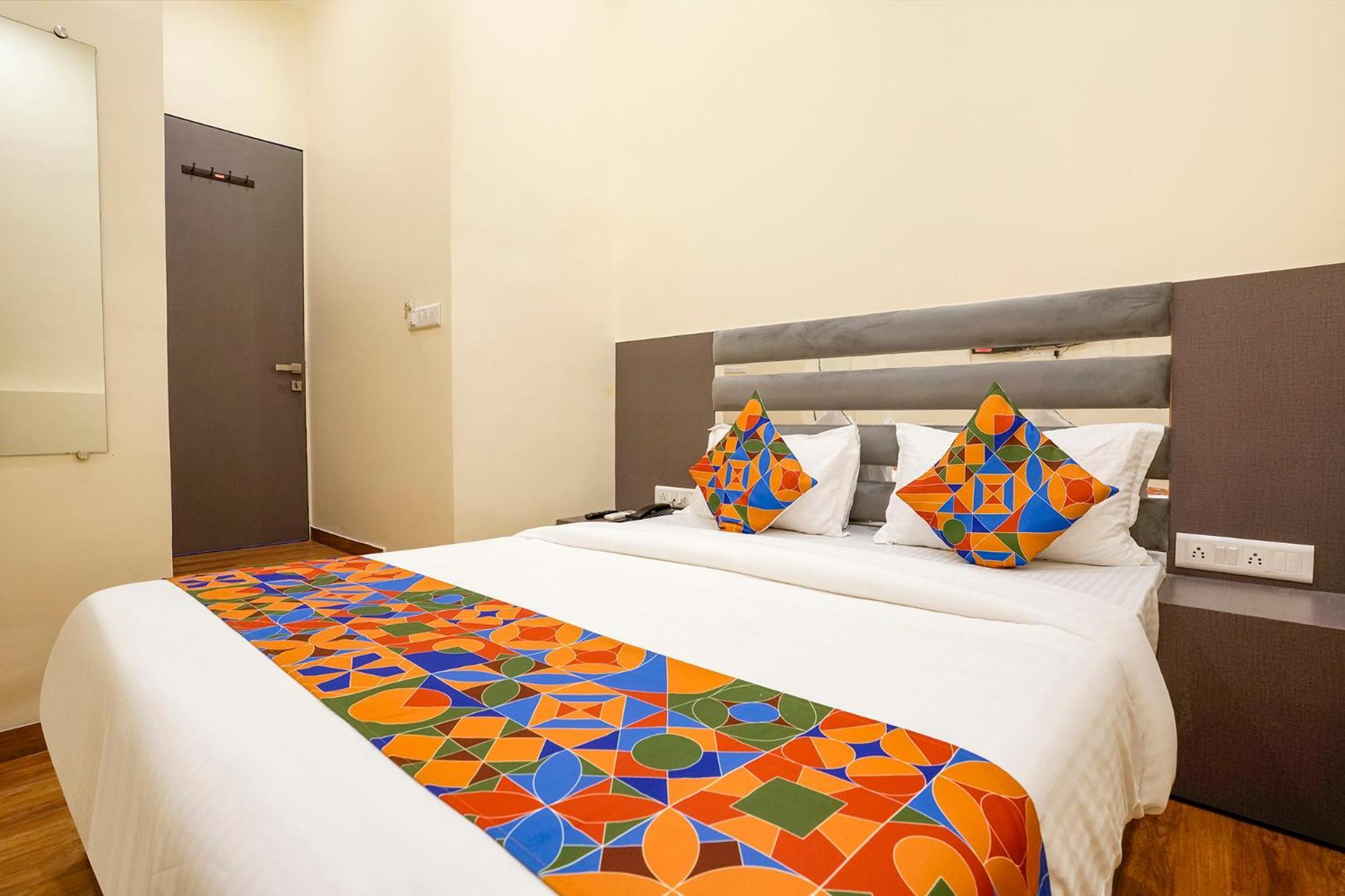 Fabhotel Freedom International - Nr Mumbai International Airport Экстерьер фото