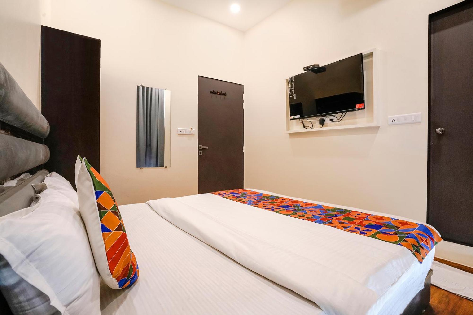 Fabhotel Freedom International - Nr Mumbai International Airport Экстерьер фото